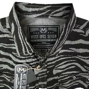 Most Official‎ Seven MO7 Shirt Camo Mens Medium Short Sleeve Button Pockets NWT